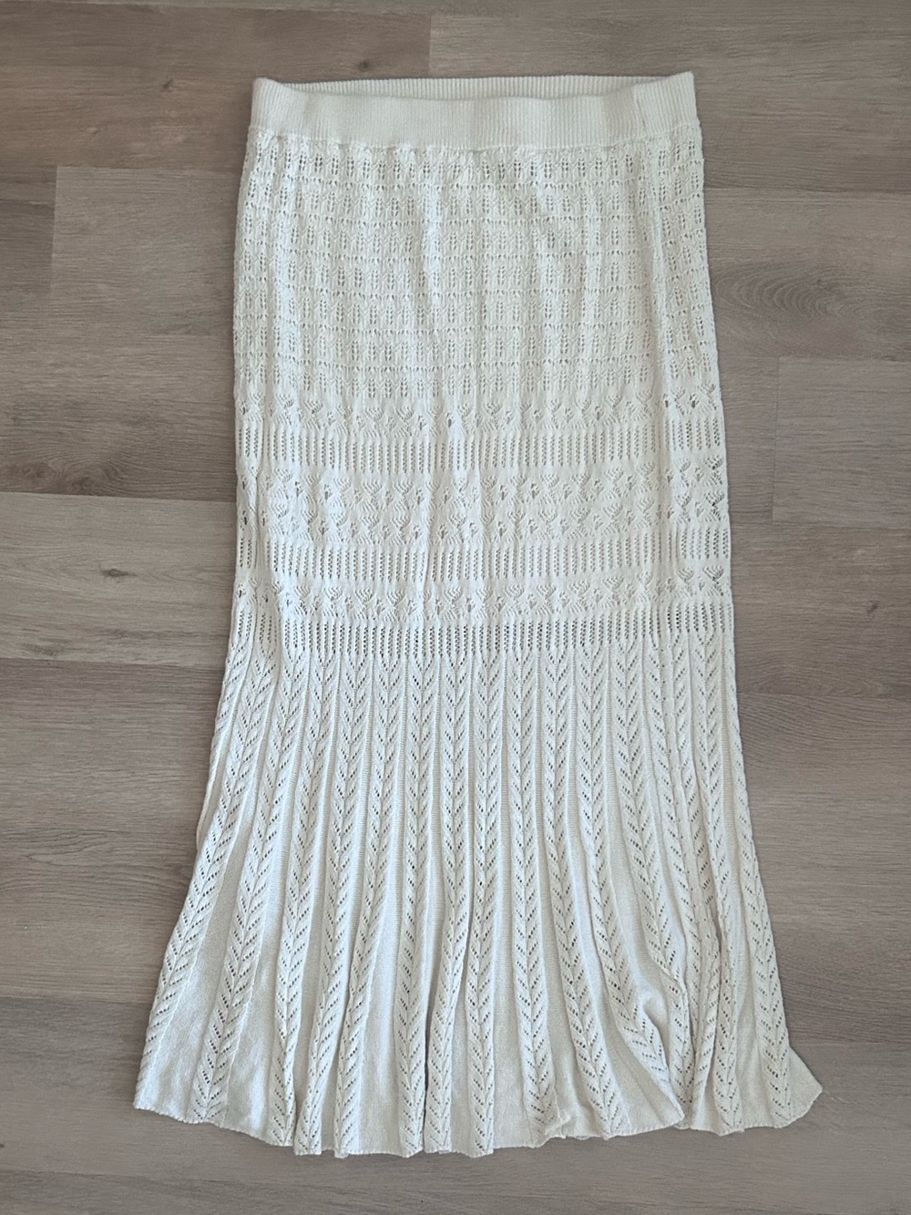 Z Supply Ivory Pointelle Knit Midi Skirt Lined Leaf Pattern Size L